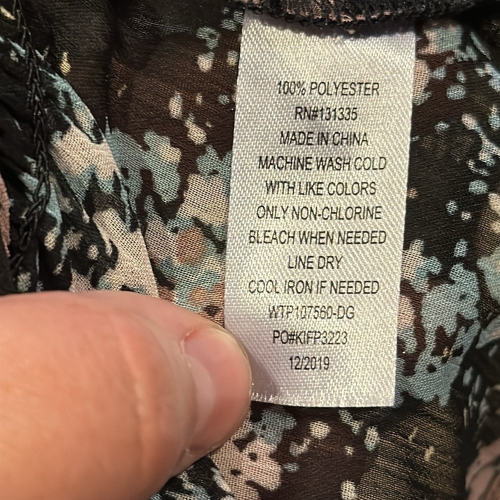 Lola Grace size small top - Picture 4 of 4